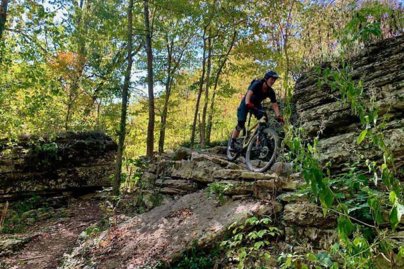 bentonville mountain bike trail